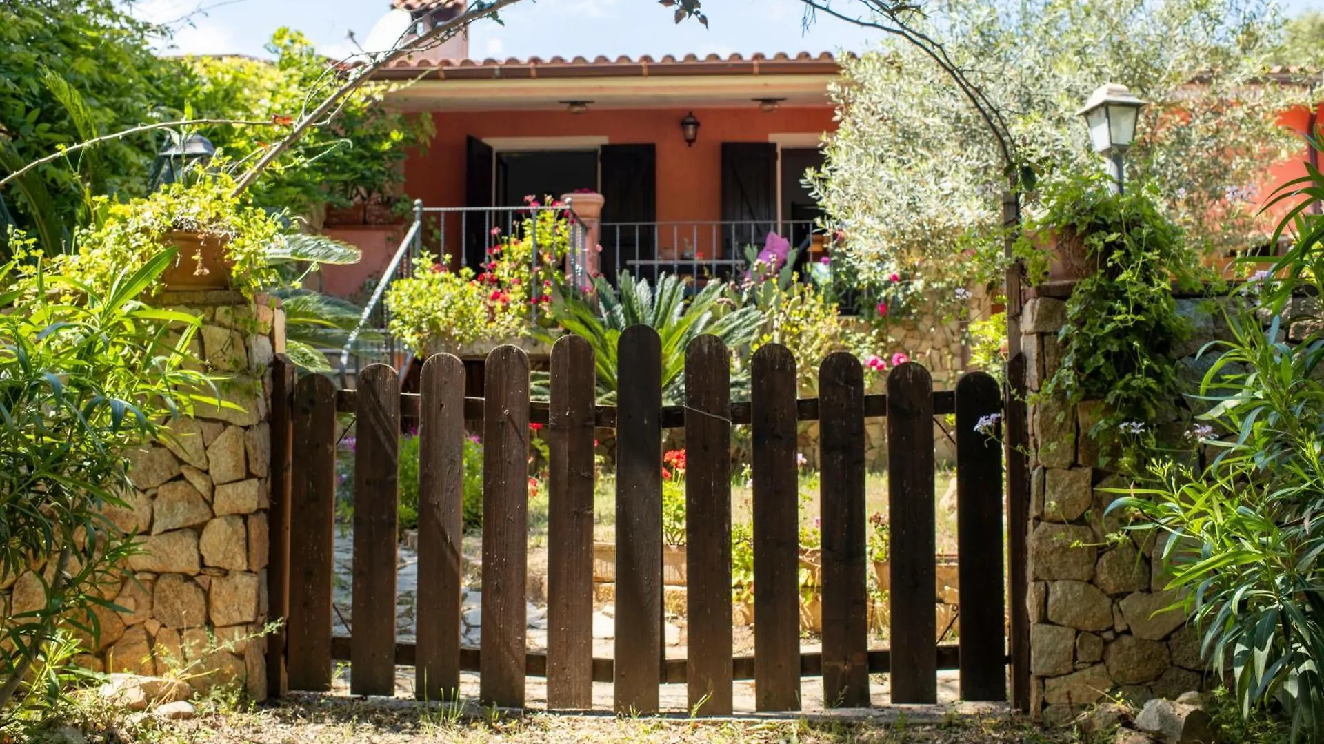 Emilia'S House In Feraxi - Muravera San Priamo